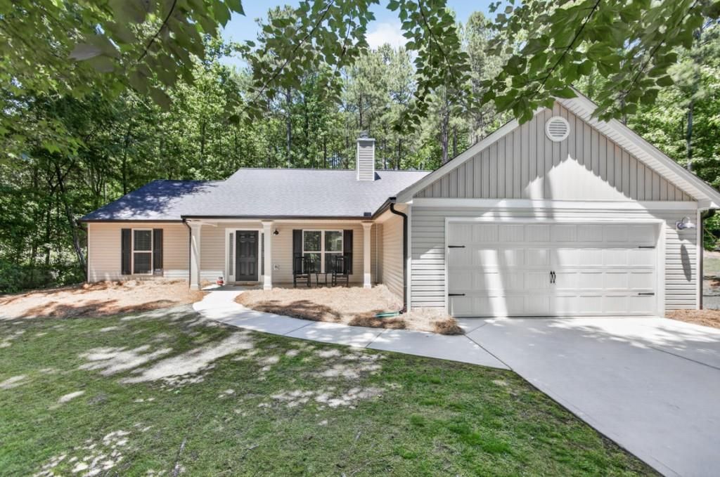 1944 Diamond Ridge Drive, Statham, GA 30666