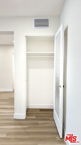 414 N Palm Drive 8, Beverly Hills, CA 90210