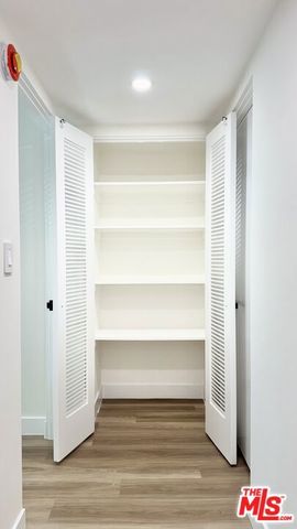 414 N Palm Drive 8, Beverly Hills, CA 90210