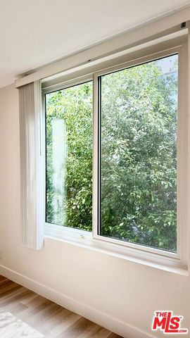 414 N Palm Drive 8, Beverly Hills, CA 90210