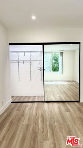 414 N Palm Drive 8, Beverly Hills, CA 90210