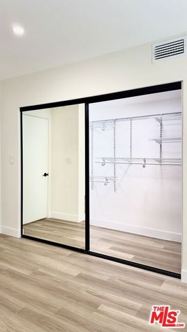 414 N Palm Drive 8, Beverly Hills, CA 90210