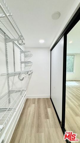 414 N Palm Drive 8, Beverly Hills, CA 90210