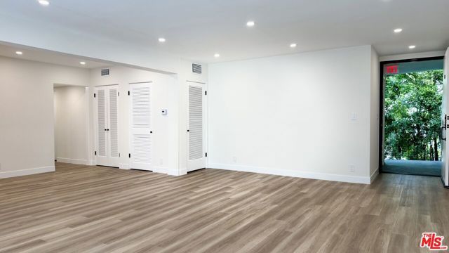 414 N Palm Drive 8, Beverly Hills, CA 90210