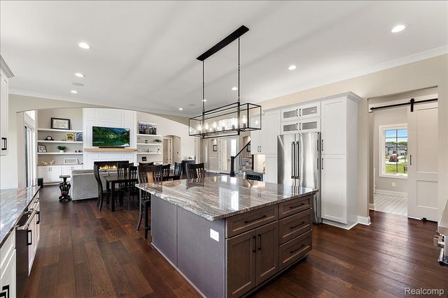 6301 Bridle Path, Grand Blanc Charter Township, MI 48439