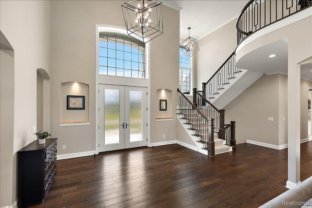 6301 Bridle Path, Grand Blanc Charter Township, MI 48439