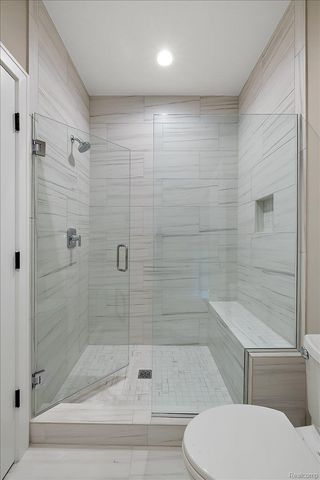 6301 Bridle Path, Grand Blanc Charter Township, MI 48439