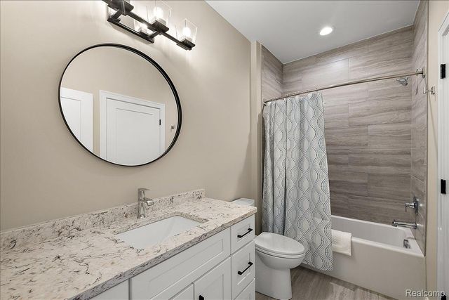 6301 Bridle Path, Grand Blanc Charter Township, MI 48439