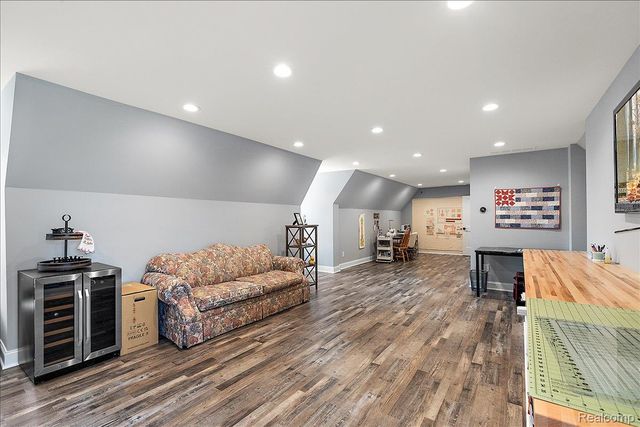 6301 Bridle Path, Grand Blanc Charter Township, MI 48439