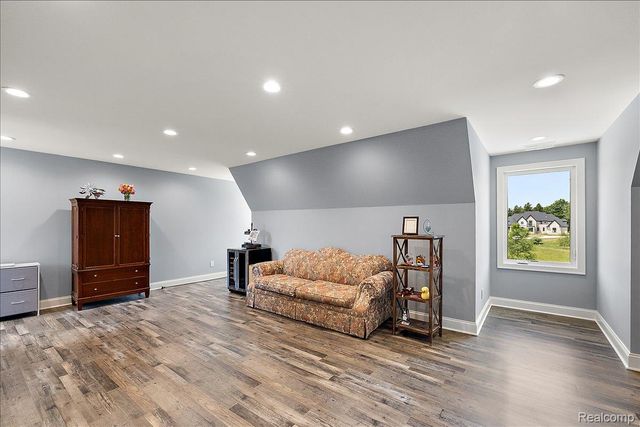 6301 Bridle Path, Grand Blanc Charter Township, MI 48439