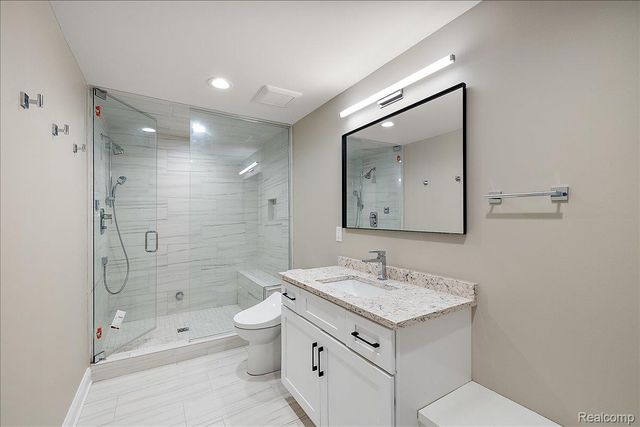 6301 Bridle Path, Grand Blanc Charter Township, MI 48439