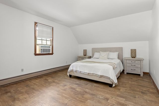31 Kimball Rd, Amesbury, MA 01913