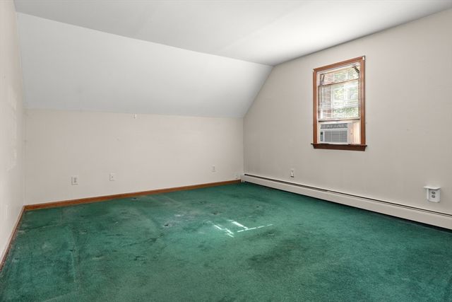 31 Kimball Rd, Amesbury, MA 01913