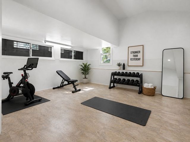 31 Kimball Rd, Amesbury, MA 01913