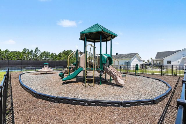160 Empyrean Circle, Myrtle Beach, SC 29588