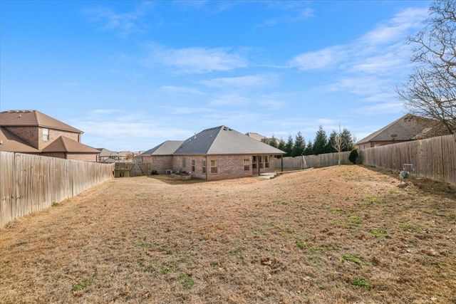 403 Shady Oak Circle, Cave Springs, AR 72718