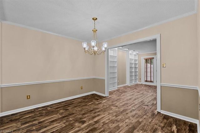 879 Brookleigh Court, Winston-salem, NC 27104