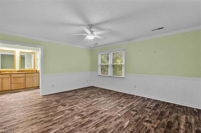 879 Brookleigh Court, Winston-salem, NC 27104