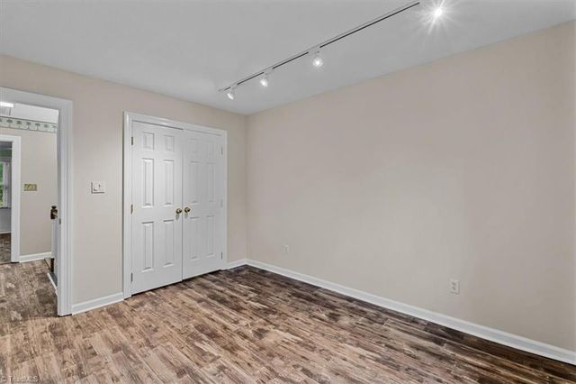 879 Brookleigh Court, Winston-salem, NC 27104