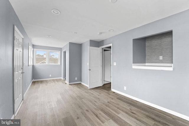 16 E 7TH AVE, Pine Hill, NJ 08021