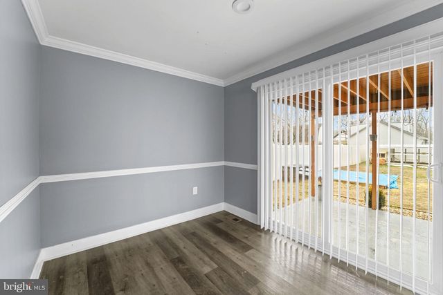 16 E 7TH AVE, Pine Hill, NJ 08021