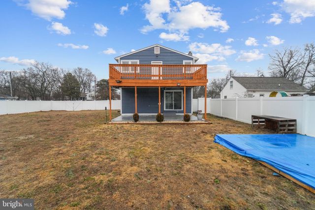 16 E 7TH AVE, Pine Hill, NJ 08021