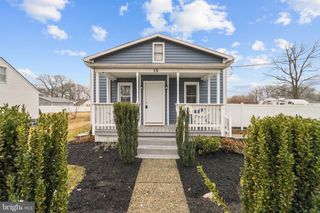 16 E 7TH AVE, Pine Hill, NJ 08021