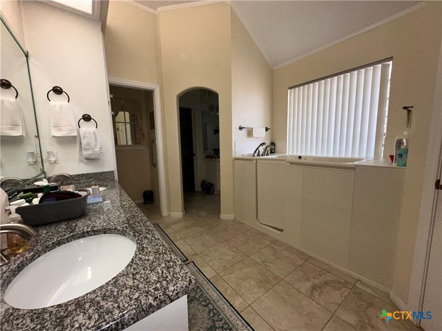 5012 Lakeshore Drive, Killeen, TX 76543