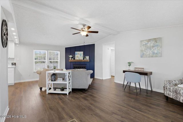 2339 Grover Hardee Road, Winterville, NC 28590