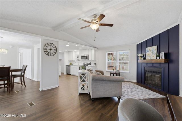 2339 Grover Hardee Road, Winterville, NC 28590