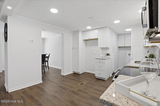 2339 Grover Hardee Road, Winterville, NC 28590