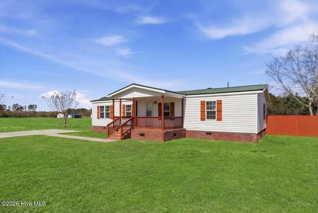 2339 Grover Hardee Road, Winterville, NC 28590