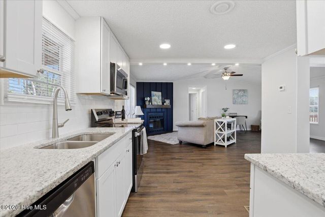 2339 Grover Hardee Road, Winterville, NC 28590