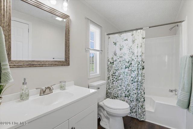 2339 Grover Hardee Road, Winterville, NC 28590