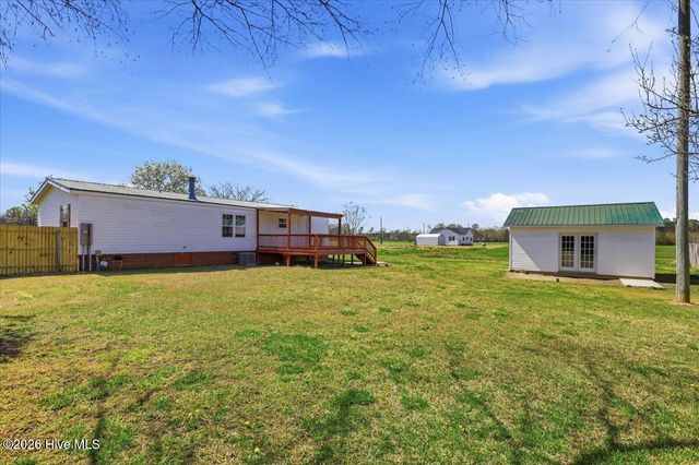 2339 Grover Hardee Road, Winterville, NC 28590