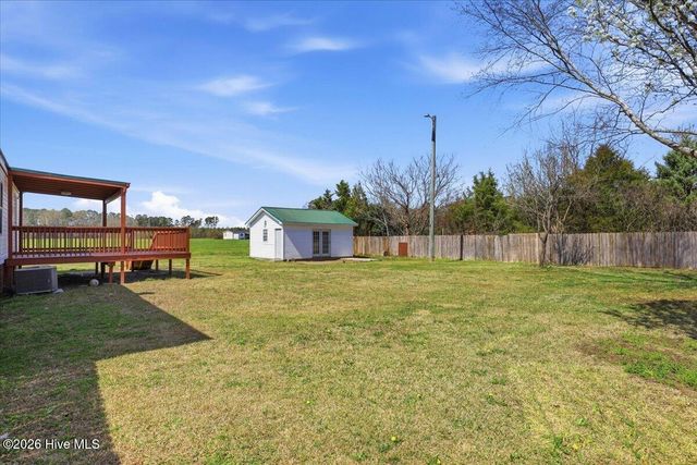 2339 Grover Hardee Road, Winterville, NC 28590
