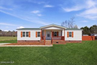 2339 Grover Hardee Road, Winterville, NC 28590