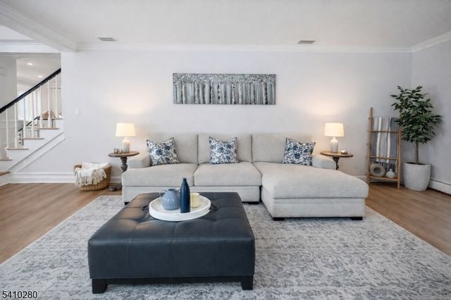 15 Melissa Lane, Roxbury Twp., NJ 07876