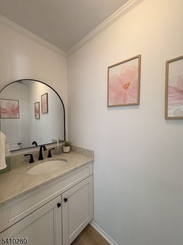 15 Melissa Lane, Roxbury Twp., NJ 07876