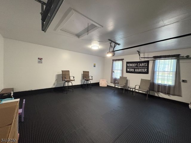 15 Melissa Lane, Roxbury Twp., NJ 07876