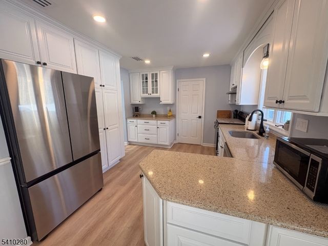 15 Melissa Lane, Roxbury Twp., NJ 07876