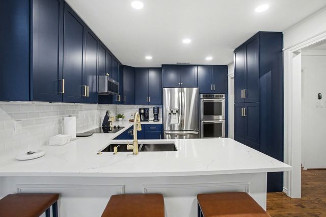 6419 Barfield Drive, Dallas, TX 75252