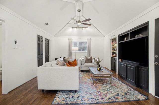 6419 Barfield Drive, Dallas, TX 75252