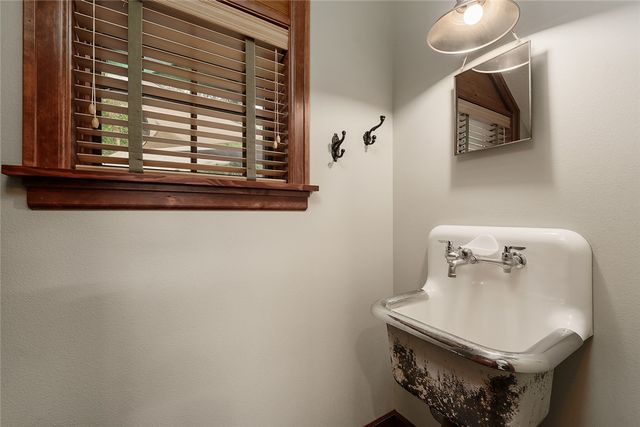 1905 Poly Drive, Billings, MT 59102