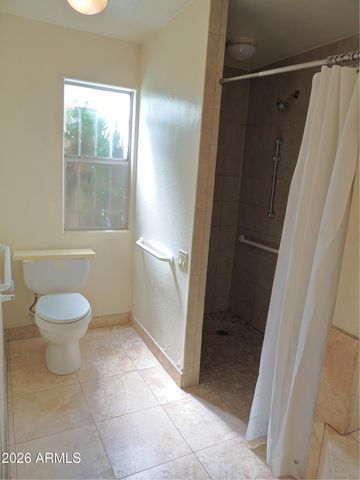 15814 N 6TH Avenue, Phoenix, AZ 85023