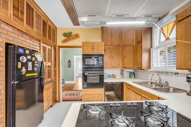 509 Euclid Street, Houston, TX 77009