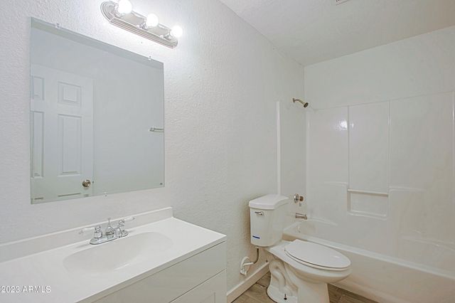 13207 N 21ST Place 6, Phoenix, AZ 85022