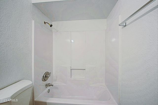 13207 N 21ST Place 6, Phoenix, AZ 85022