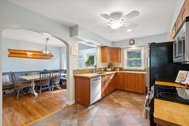 5133 Tomahawk Trail, Madison, WI 53705