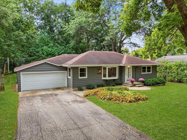 5133 Tomahawk Trail, Madison, WI 53705